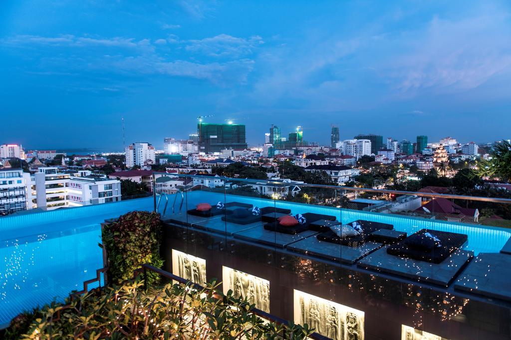Aquarius Hotel And Urban Resort Phnom Penh Esterno foto